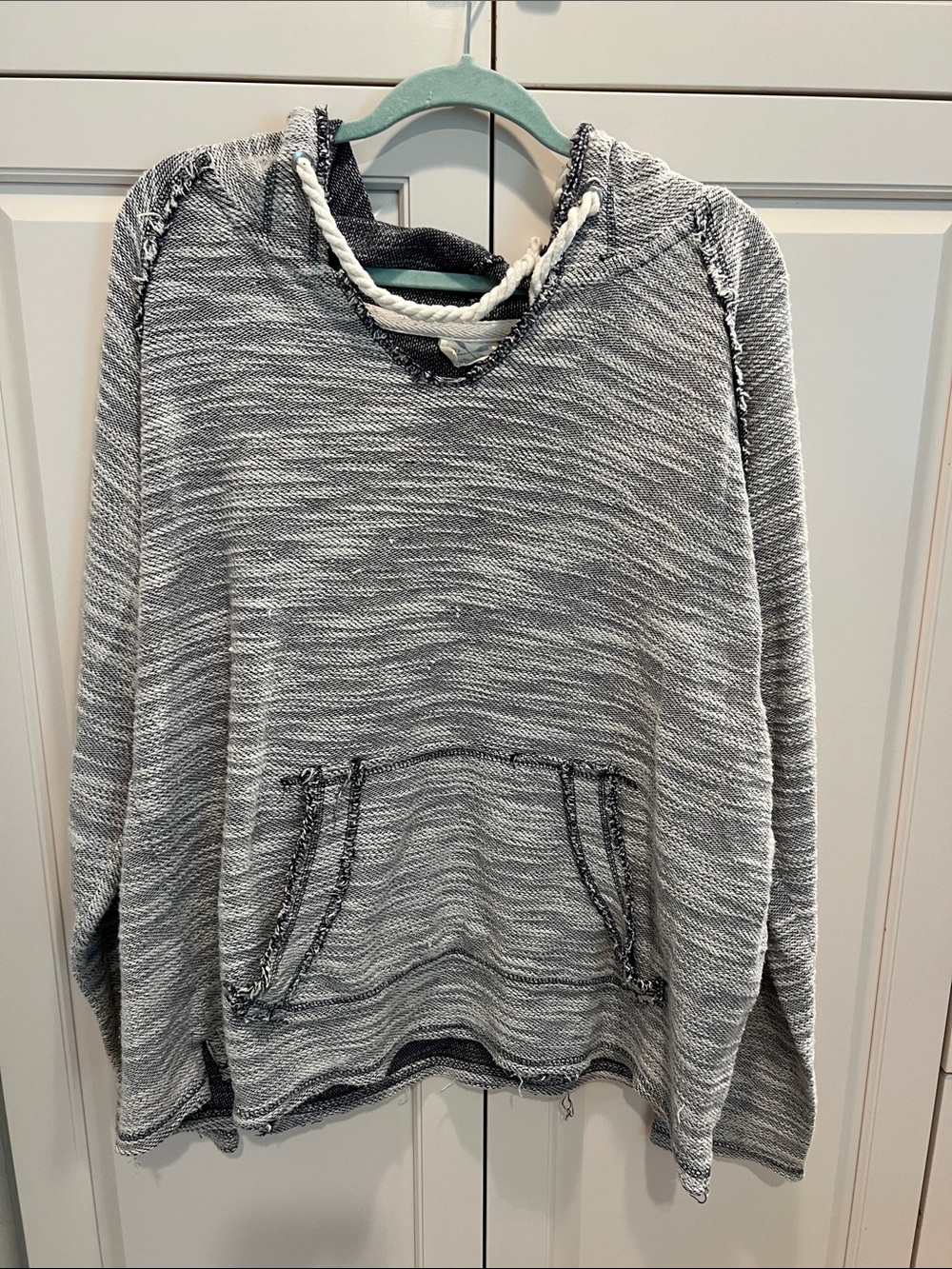 Women’s Gray Knit Hoodie Sweatshirt